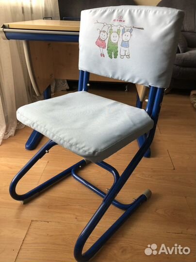 Письменный растущий стол бу для школьника Деми