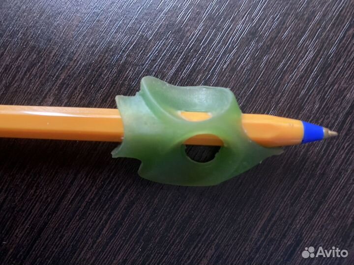 Ручка-самоучка для левшей