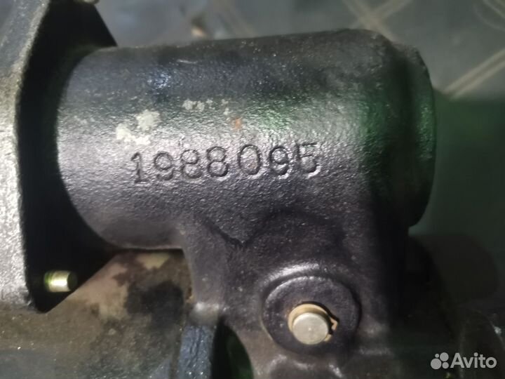 Стартер Freightliner 1988095 24v