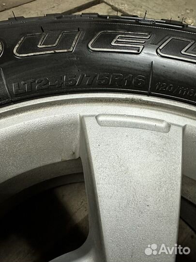 Bridgestone Dueler M/T 245/75 R16 120Q