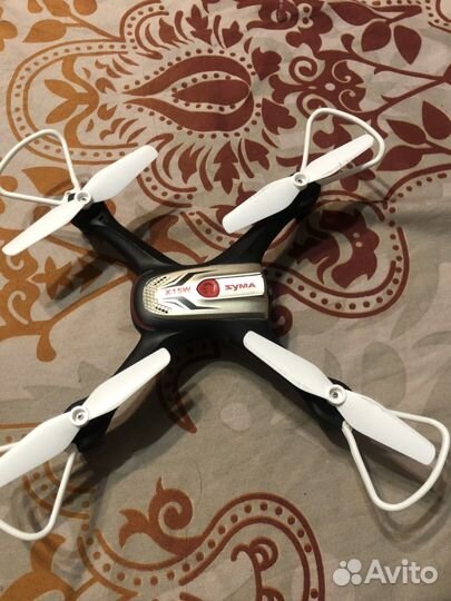 Квадрокоптер syma x15w