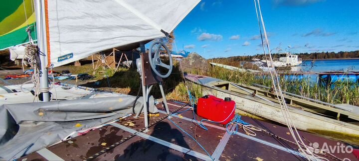 Парусный катамаран Тайфун