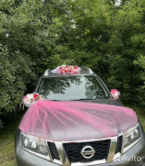 Украшения на свадебный автомобиль