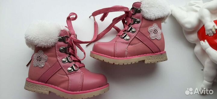 Зимние сапожки на девочку