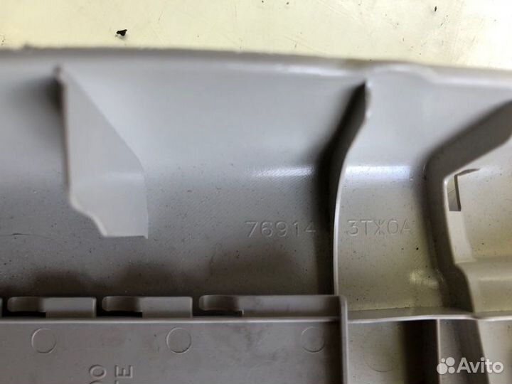 Накладка на стойку кузова Nissan Altima QR25 2014