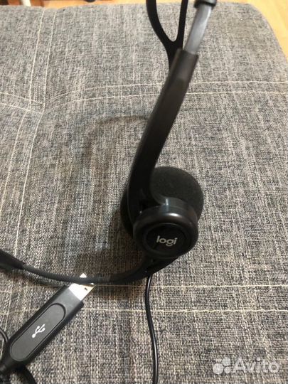 Наушники с микрофоном
