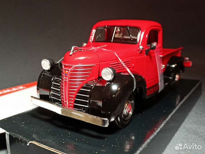 Модель Plymouth Pickup 1941 Motormax 1:24