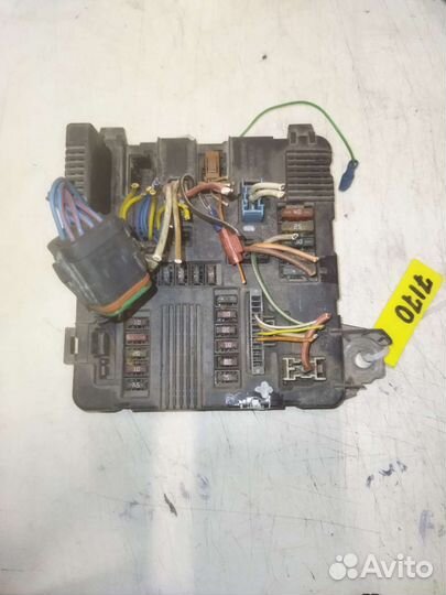 Блок предохранителей Renault Megane 2