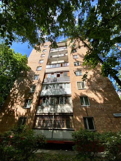 2-к. квартира, 42,1 м², 1/9 эт.