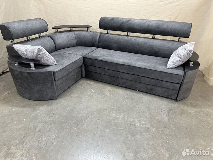 Диван угловой