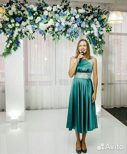 Ведущая на свадьбу, выездную регистрацию, юбилей