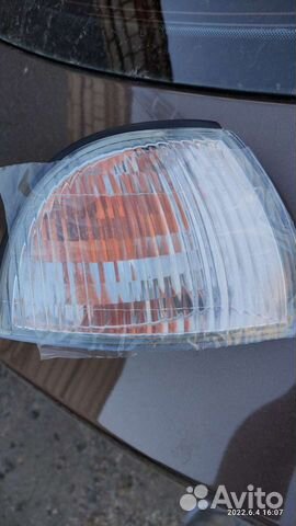 Фонарь поворотника на нексию правый