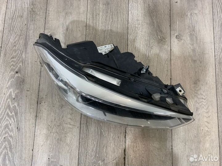 Фара ксеноновая правая Bmw 1 F20 B38B15A