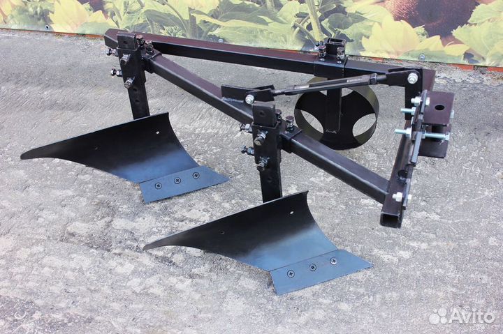 Плуг двухкорпусный для минитрактора