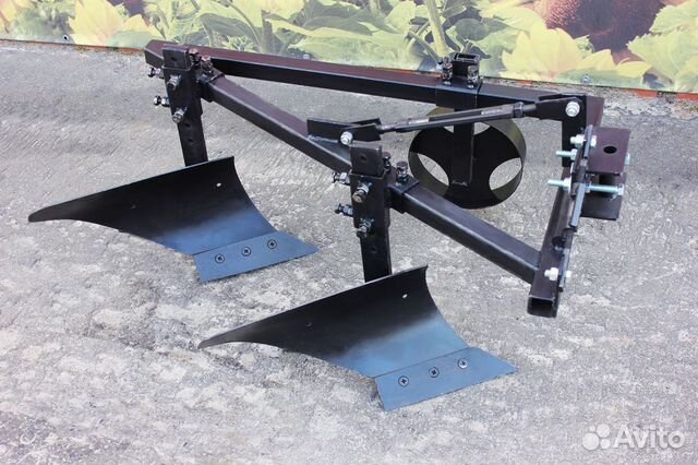 Плуг двухкорпусный для минитрактора