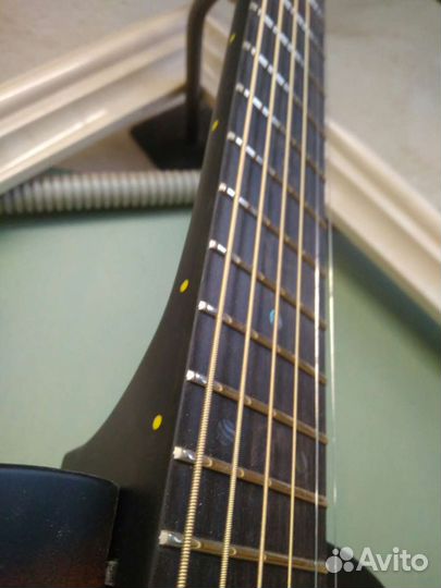 Акустическая гитара
