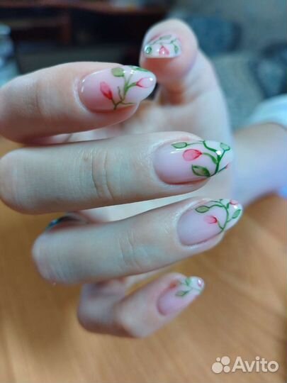 Маникюр, педикюр покрытие гель-лаком
