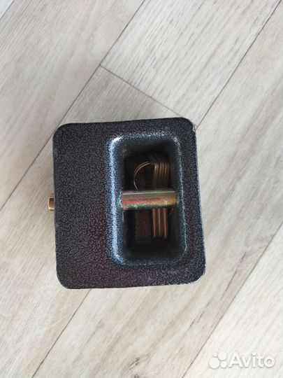 Замок гаражный навесной