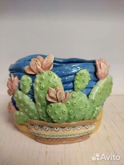 Подставка для расчесок, карандашница