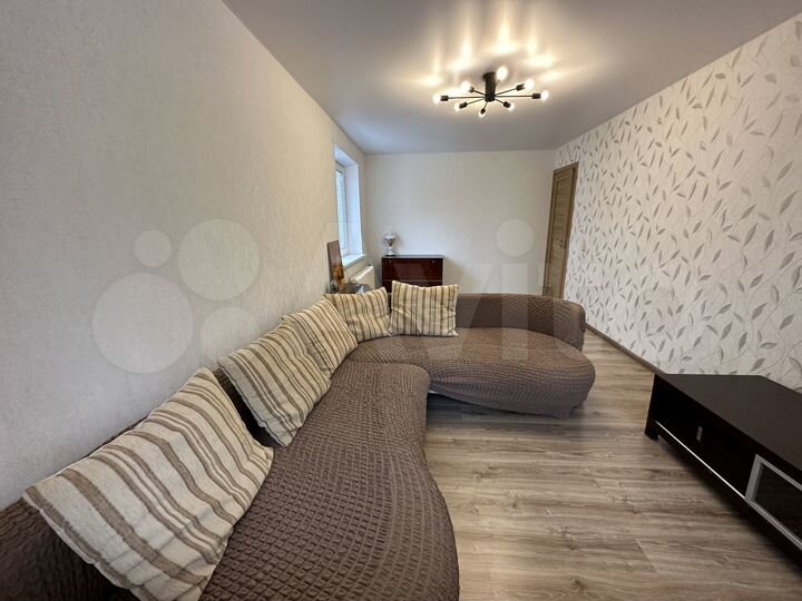 2-к. квартира, 43 м², 2/5 эт.