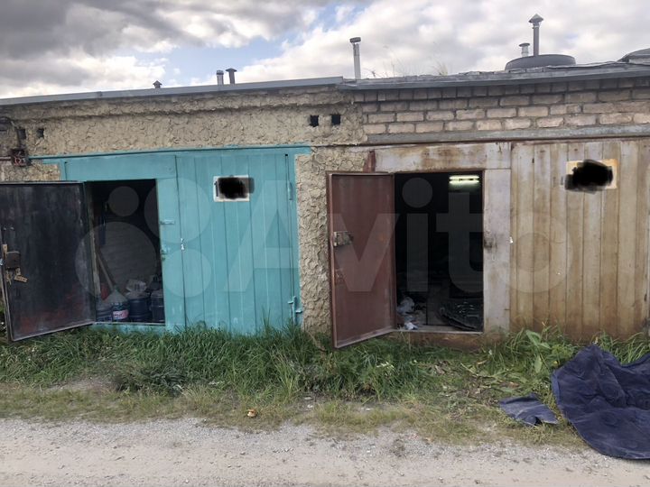 Гараж, > 30 м²