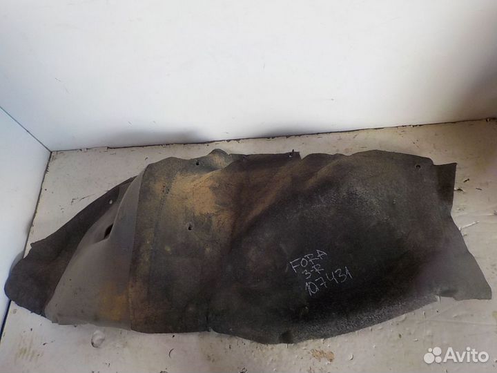Обшивка багажника chery fora