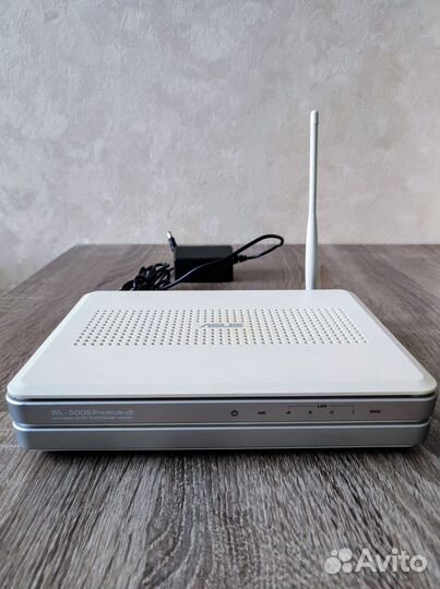 WiFi роутер Asus WL-500G Premium v2