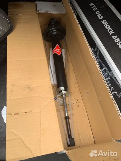 Новые амортизаторы задние Lexus gs300