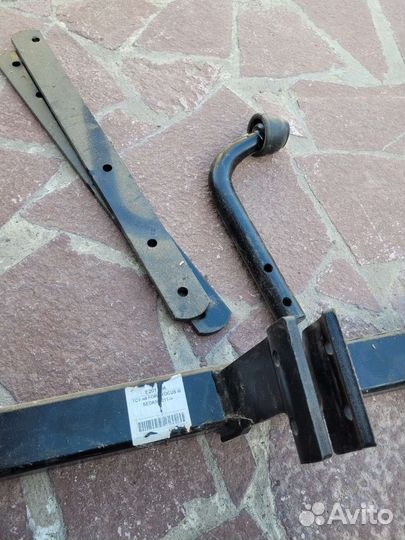 Фаркоп (тсу) на Ford focus 3