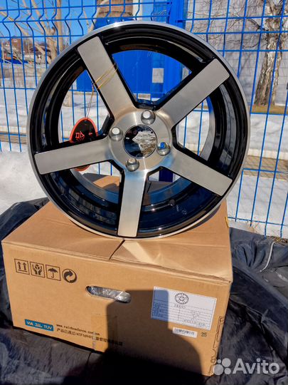 Литые диски r 15 4 /100 новые