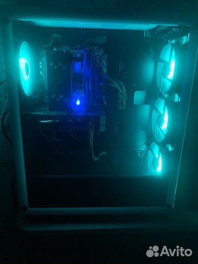 Корпус ATX DeepCool CC560 новый 1 месяц