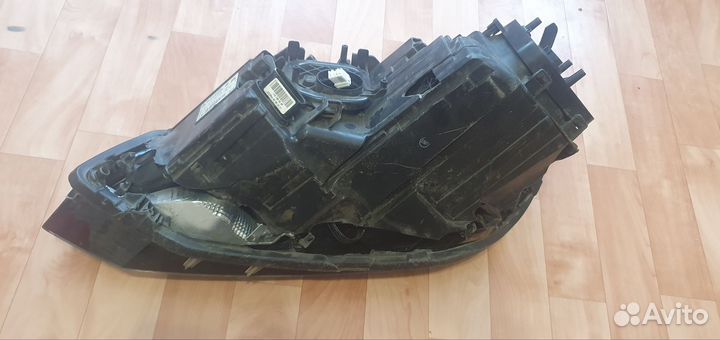 Фара правая volkswagen touareg