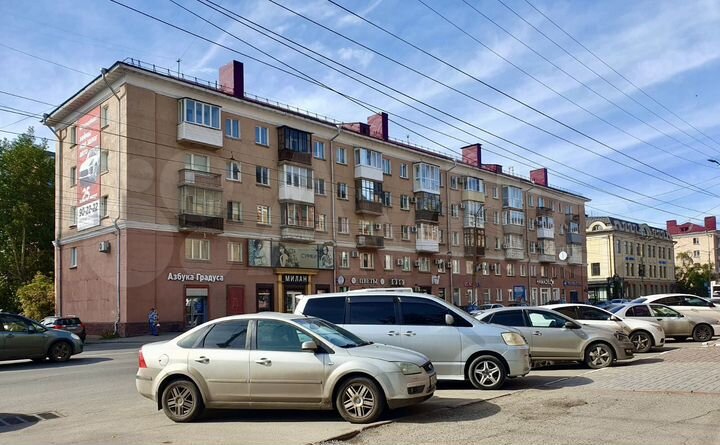 2-к. квартира, 42,2 м², 5/5 эт.