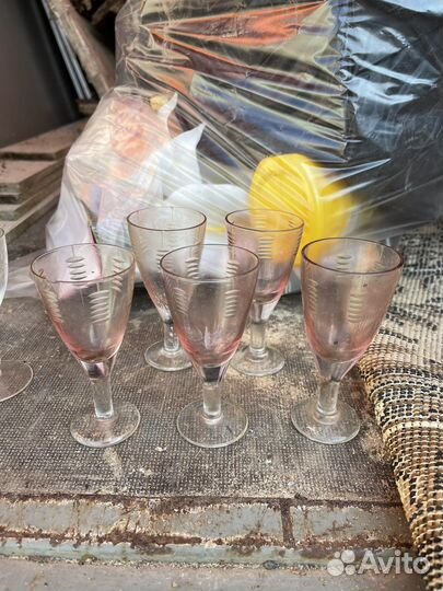 Хрустальные стеклянные рюмки на ножке СССР