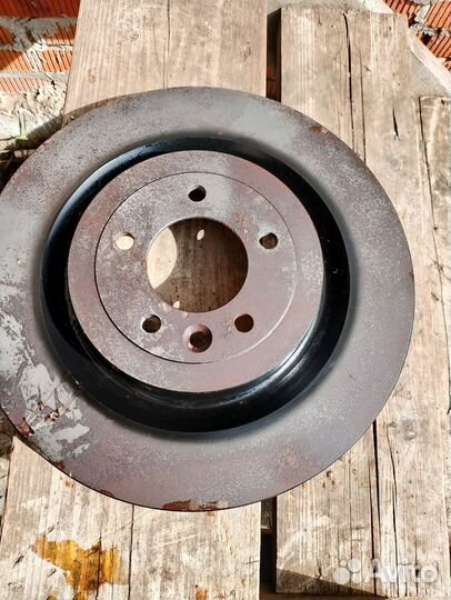 Тормозные диски на Range Rover Sport