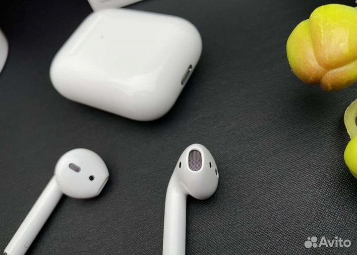 Airpods 2 новые в запечатанной коробке