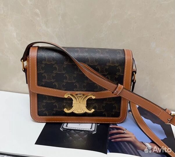 Сумка Celine Triomphe Classicise