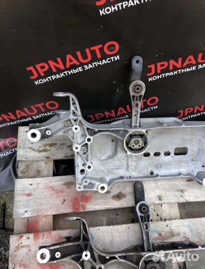 Подрамник передний Volkswagen Passat B6 Tiguan