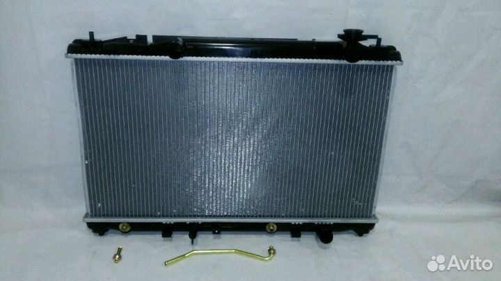 Радиатор охлаждения Toyota Camry ACV40