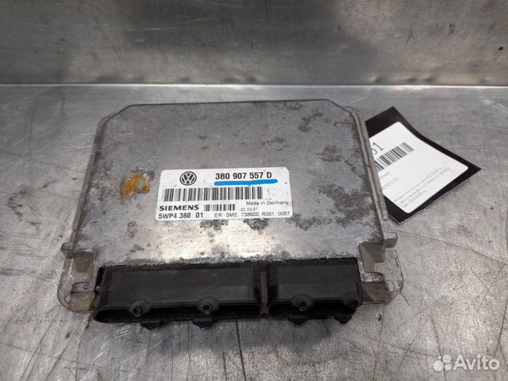 Блок управления двигателем Volkswagen Passat B5