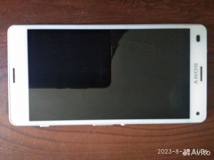 Sony Xperia Z3 Compact, 2/16 ГБ