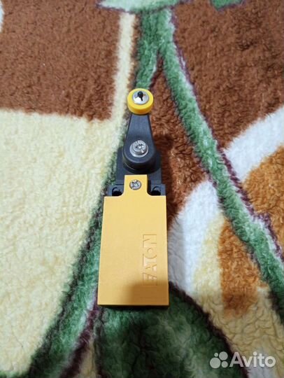 Концевой выключатель LS-11/RL Eaton, новый