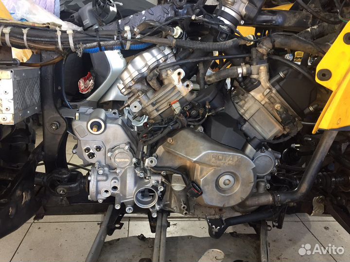 BRP CAN-AM outlander MAX XT 800