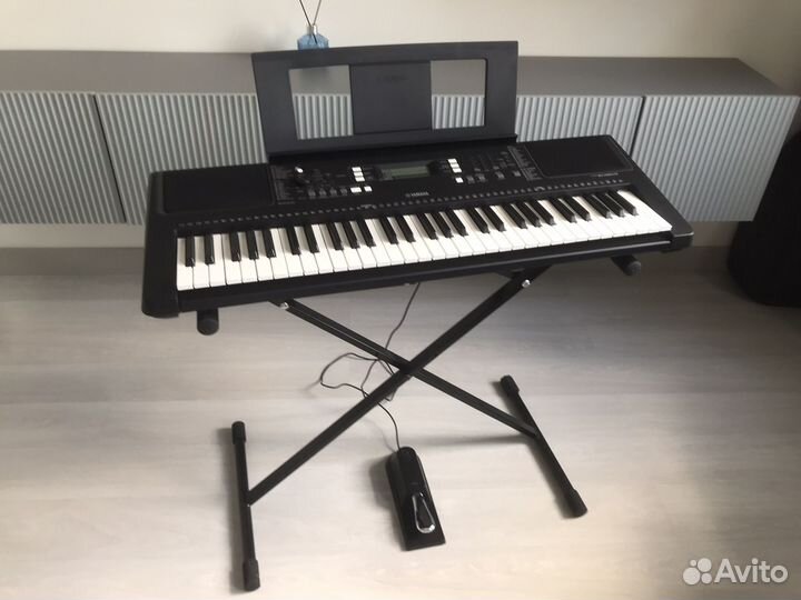 Синтезатор Yamaha PSR-e363