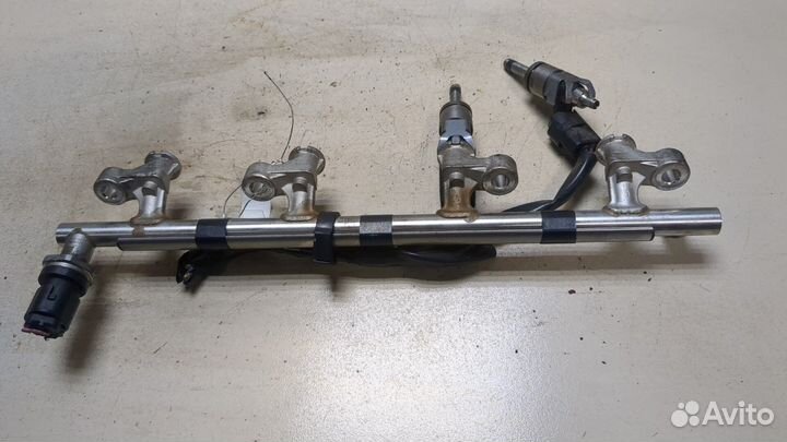 Форсунка топливная Mazda CX-30