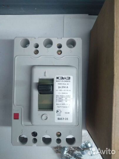 Автоматы IEK