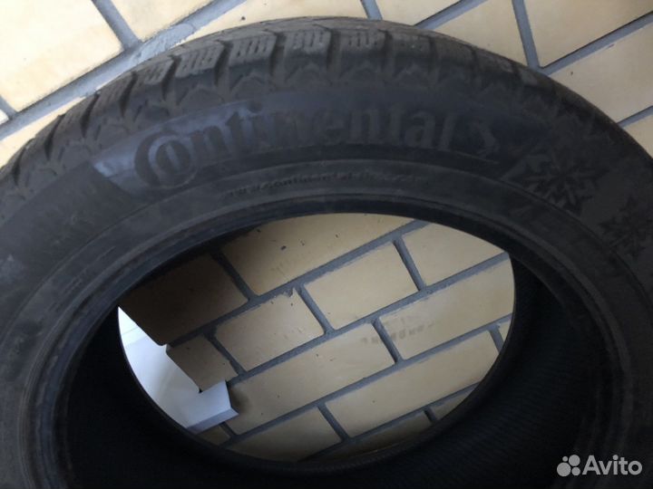 Continental ContiVikingContact 6 215/55 R17