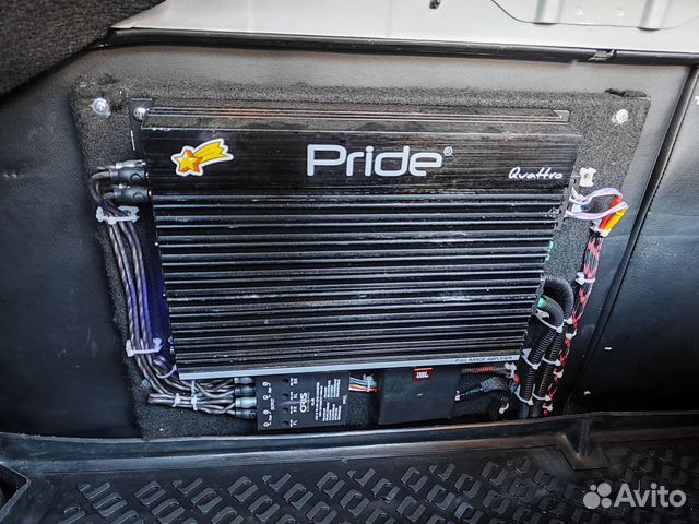 Усилитель с проводами