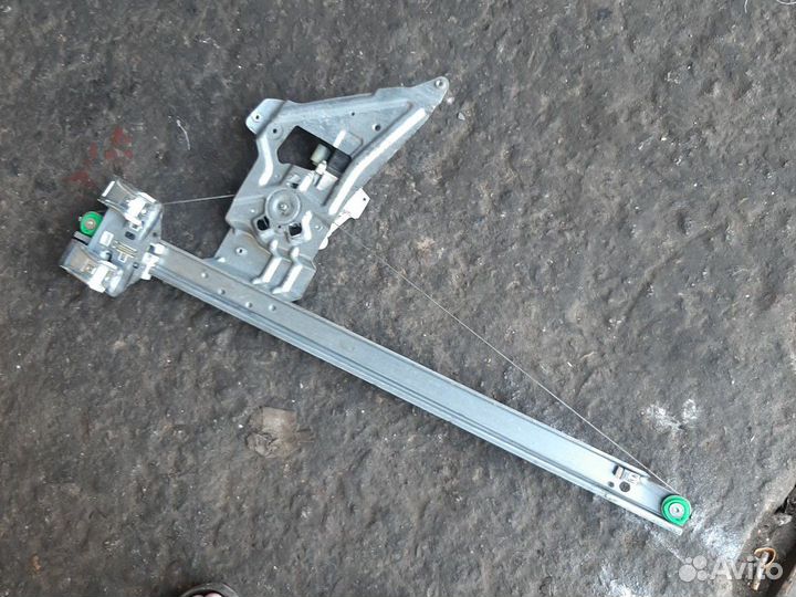 Стеклоподъемник Мерседес Спринтер 906 Крафтер