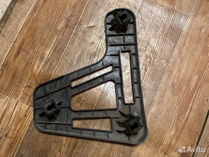 Крепеж бампера ceed jd sw